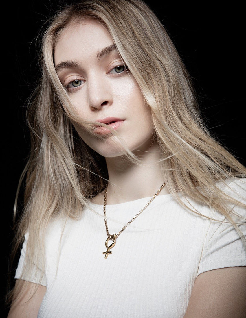 The 2018 OSR Silent Auction to Benefit the Lower East Side Girl's Club is here again!💕♀