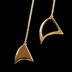 Double Fin Necklace
